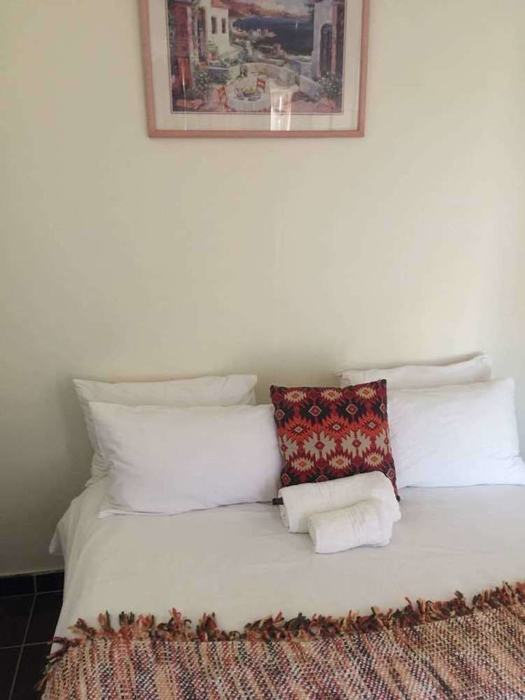 Mo-Nize Villa Guesthouse Otjiwarongo Kültér fotó